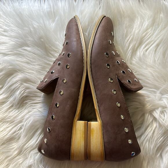 Journee Collection | Breeze Loafers Studded Flats Size 9 - Picture 6 of 9